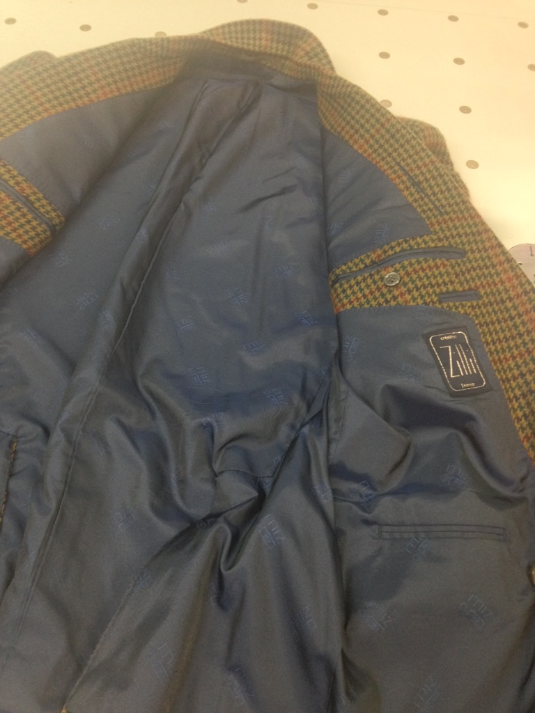 リメイク用のスーツ